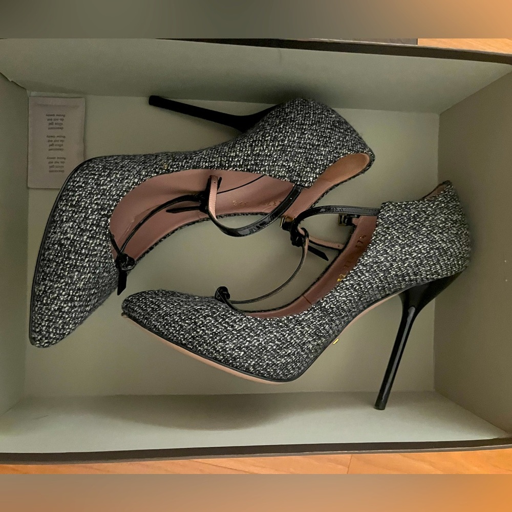 Gucci Tweed and leather Heels